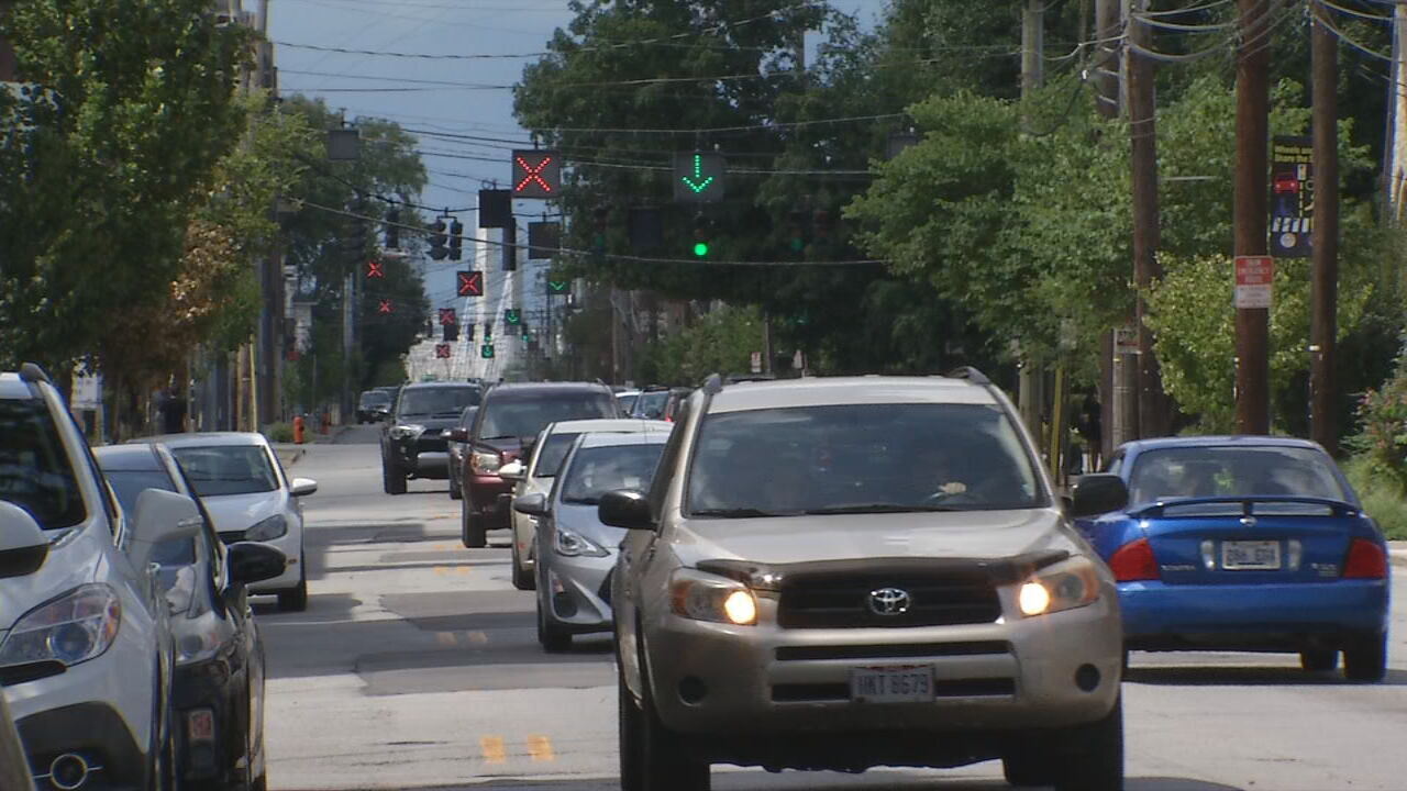 BARDSTOWN ROAD TRAFFIC - BEFORE RECONFIGURED.jpeg